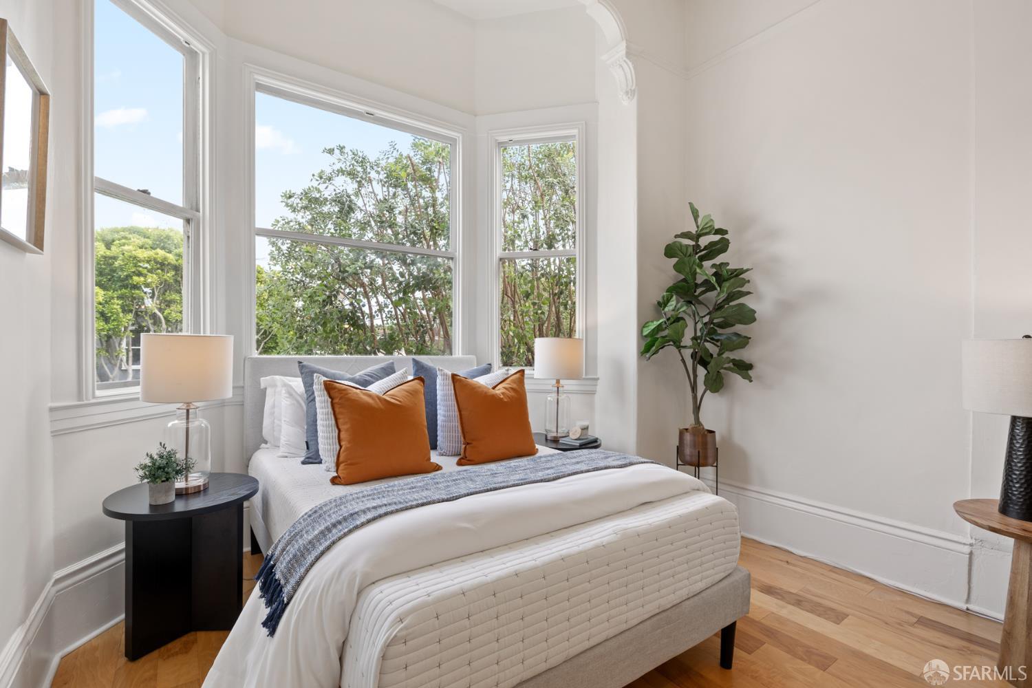 Detail Gallery Image 6 of 20 For 1819 Lyon St #3,  San Francisco,  CA 94115 - 1 Beds | 1 Baths