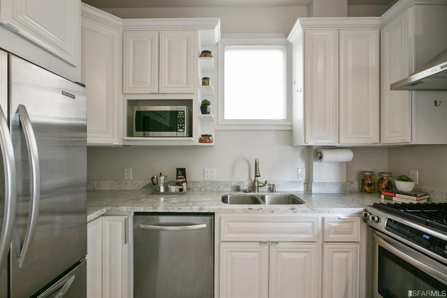 Detail Gallery Image 21 of 32 For 630 Leavenworth St #5,  San Francisco,  CA 94109 - 2 Beds | 2 Baths