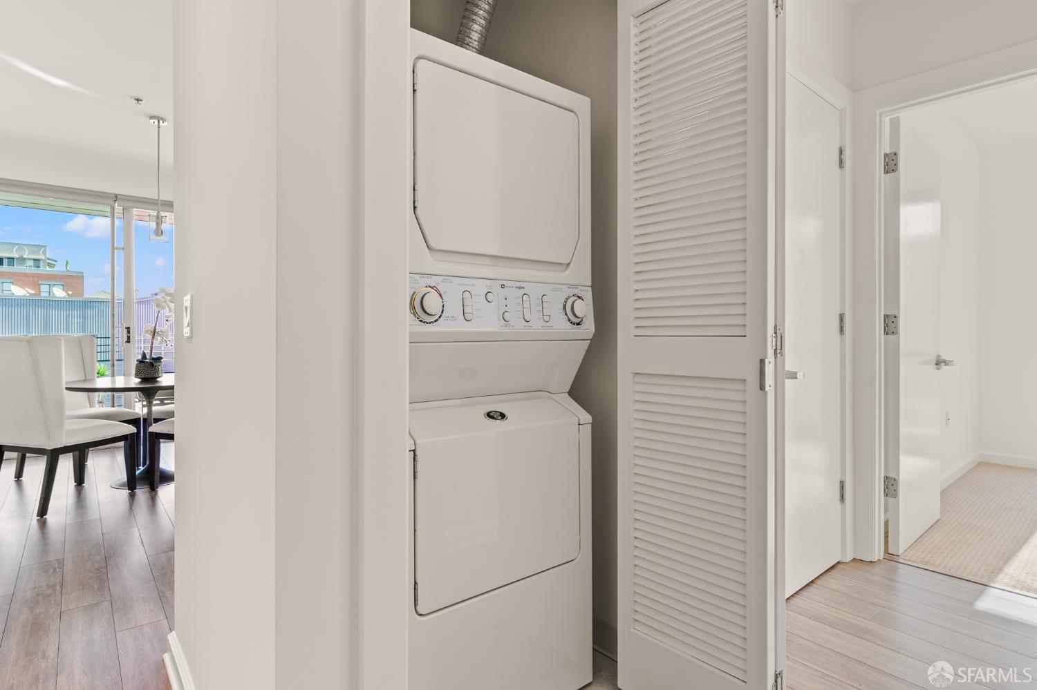 Detail Gallery Image 16 of 44 For 200 2nd St #401,  Oakland,  CA 94607 - 3 Beds | 2 Baths