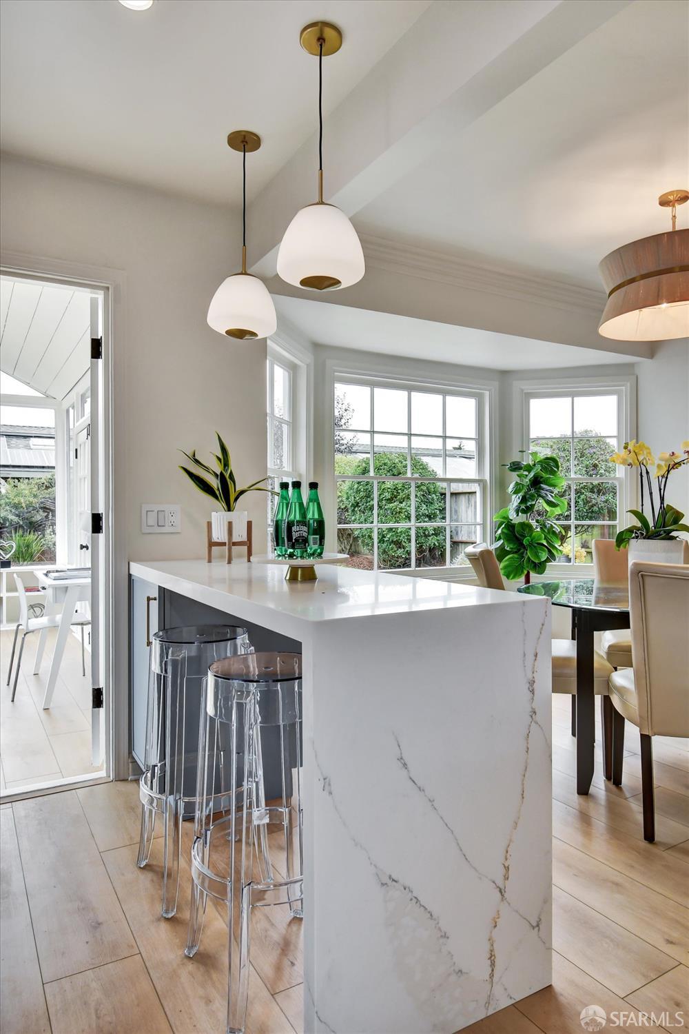 Detail Gallery Image 14 of 60 For 15 Garden Ln, Daly City,  CA 94015 - 3 Beds | 1/1 Baths