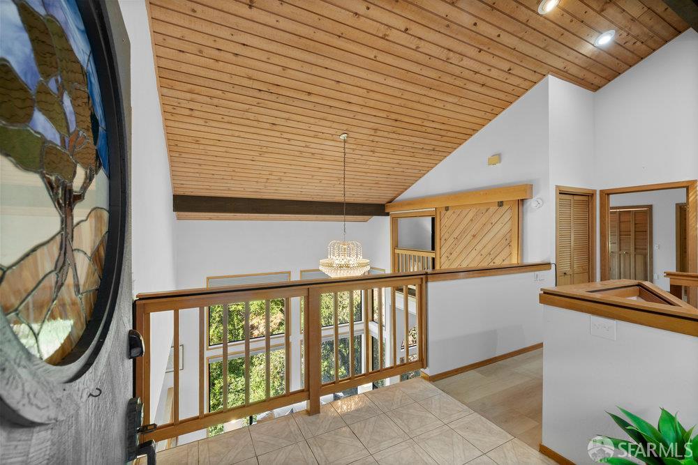 Detail Gallery Image 21 of 44 For 120 La Espiral, Orinda,  CA 94563 - 4 Beds | 3/1 Baths