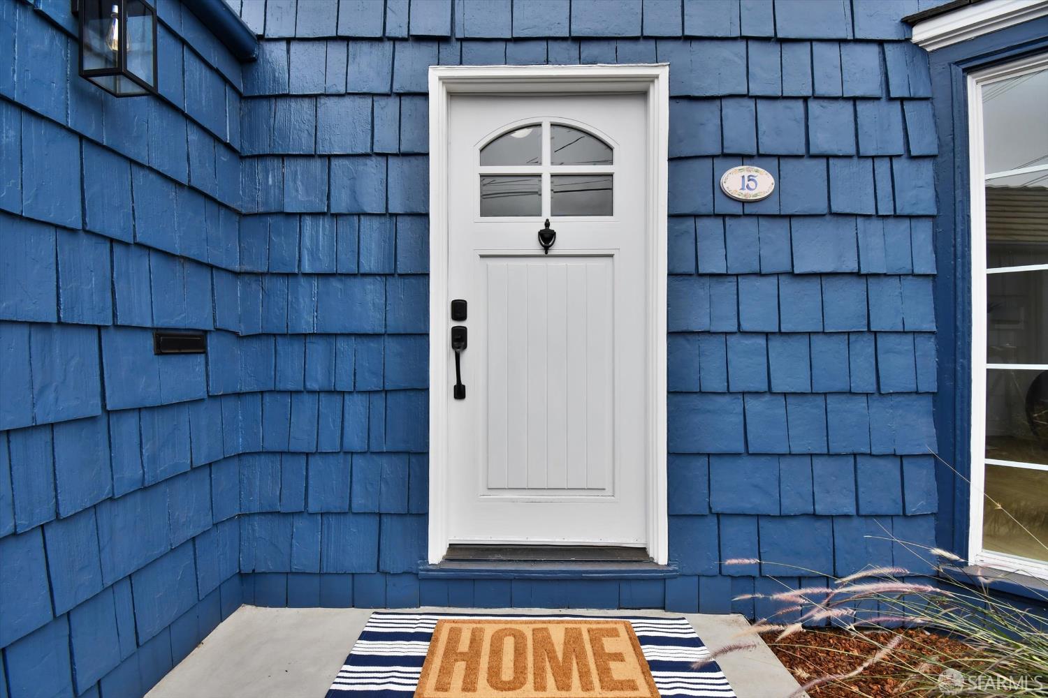 Detail Gallery Image 3 of 60 For 15 Garden Ln, Daly City,  CA 94015 - 3 Beds | 1/1 Baths