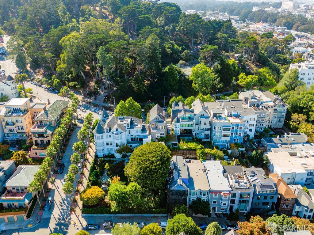 Detail Gallery Image 2 of 69 For 171 E Buena Vista Ave, San Francisco,  CA 94117 - 3 Beds | 2 Baths