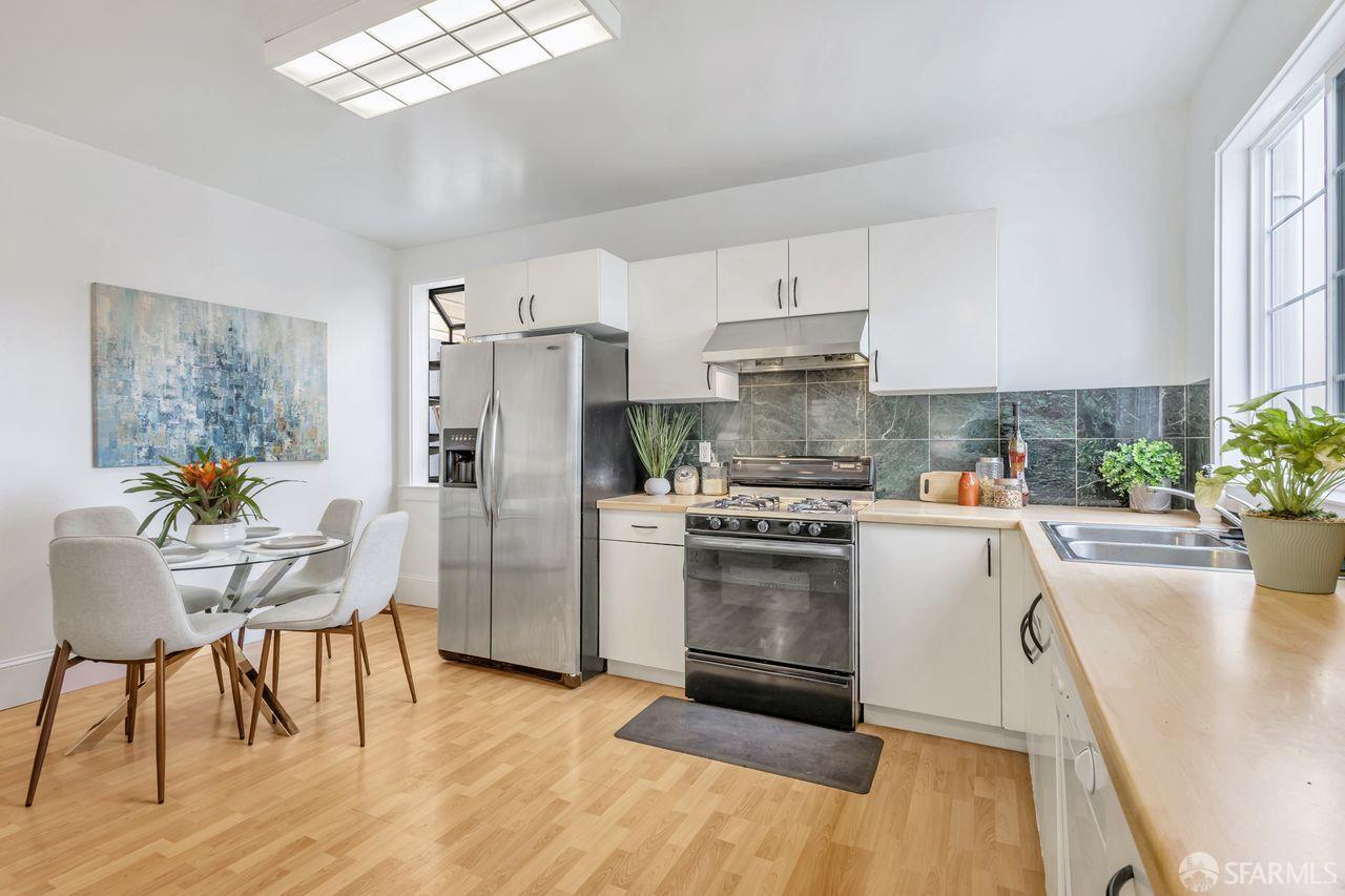 Detail Gallery Image 9 of 29 For 528 London St, San Francisco,  CA 94112 - 2 Beds | 1 Baths