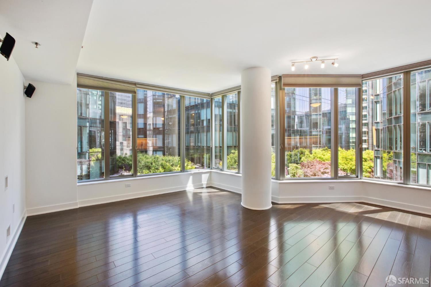 Detail Gallery Image 2 of 43 For 333 Beale St 7b,  San Francisco,  CA 94105 - 2 Beds | 2 Baths