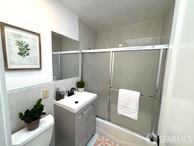 Detail Gallery Image 9 of 17 For 1200 Ortega St, San Francisco,  CA 94122 - 2 Beds | 2 Baths