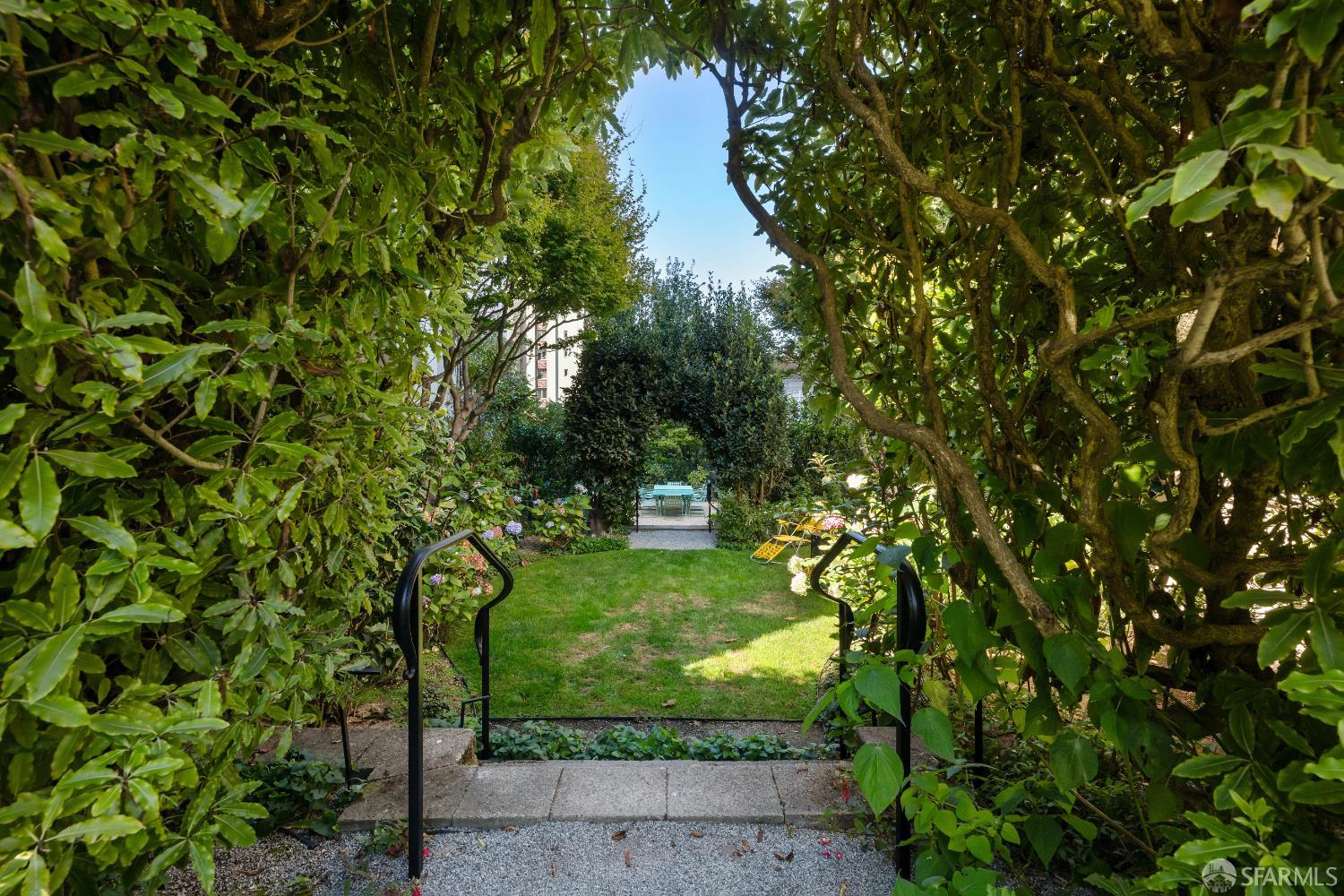 Photo #32: 425057544 Listing: Photo #32