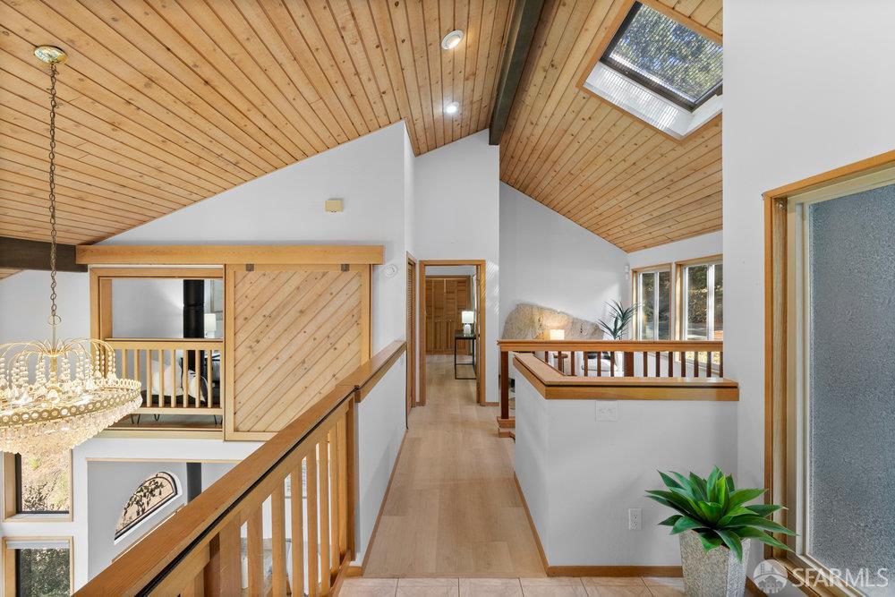 Detail Gallery Image 22 of 44 For 120 La Espiral, Orinda,  CA 94563 - 4 Beds | 3/1 Baths