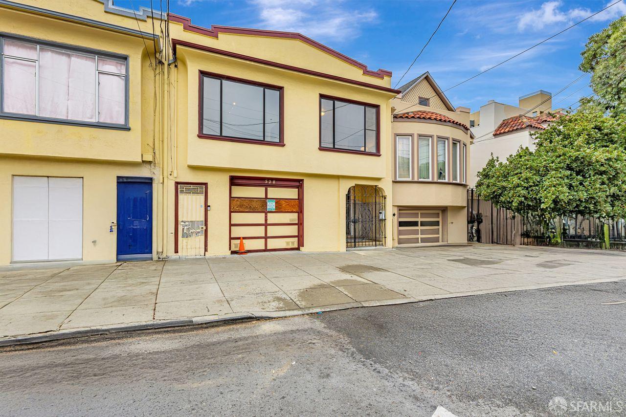 Detail Gallery Image 26 of 29 For 528 London St, San Francisco,  CA 94112 - 2 Beds | 1 Baths