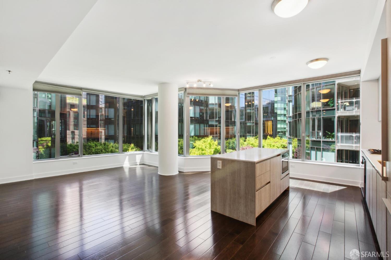 Front Image Thumbnail for SF425077060