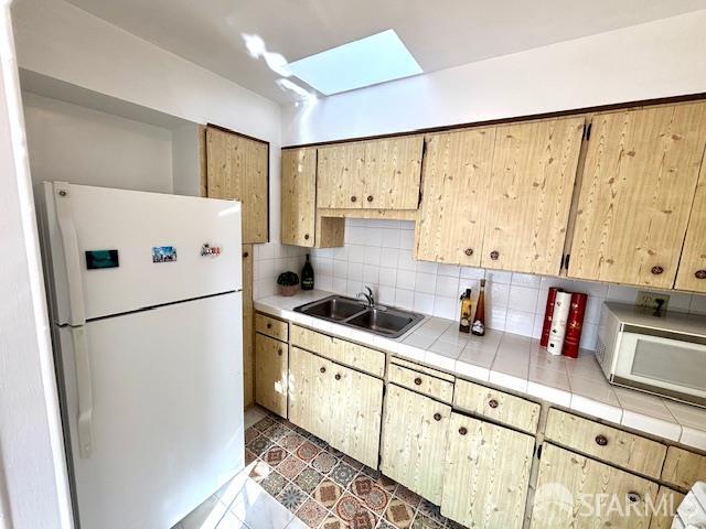 Detail Gallery Image 15 of 17 For 1200 Ortega St, San Francisco,  CA 94122 - 2 Beds | 2 Baths