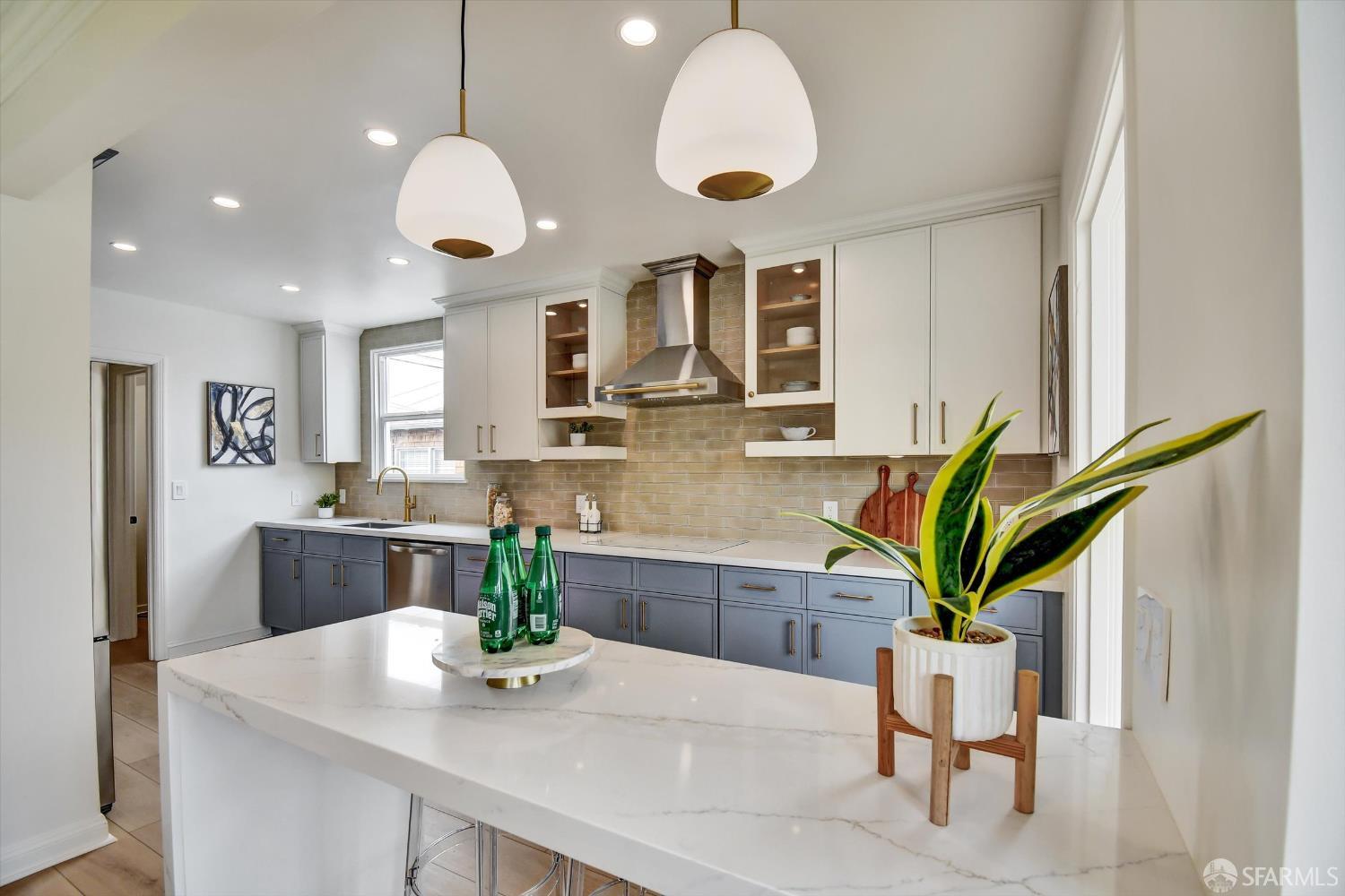 Detail Gallery Image 23 of 60 For 15 Garden Ln, Daly City,  CA 94015 - 3 Beds | 1/1 Baths