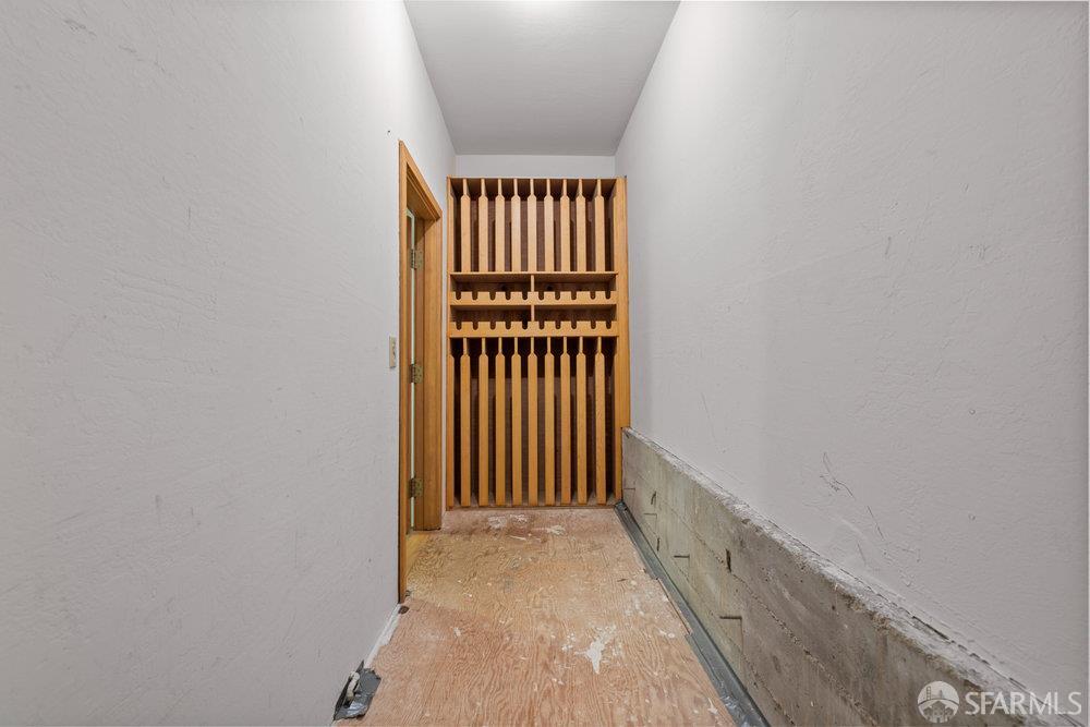 Detail Gallery Image 42 of 44 For 120 La Espiral, Orinda,  CA 94563 - 4 Beds | 3/1 Baths