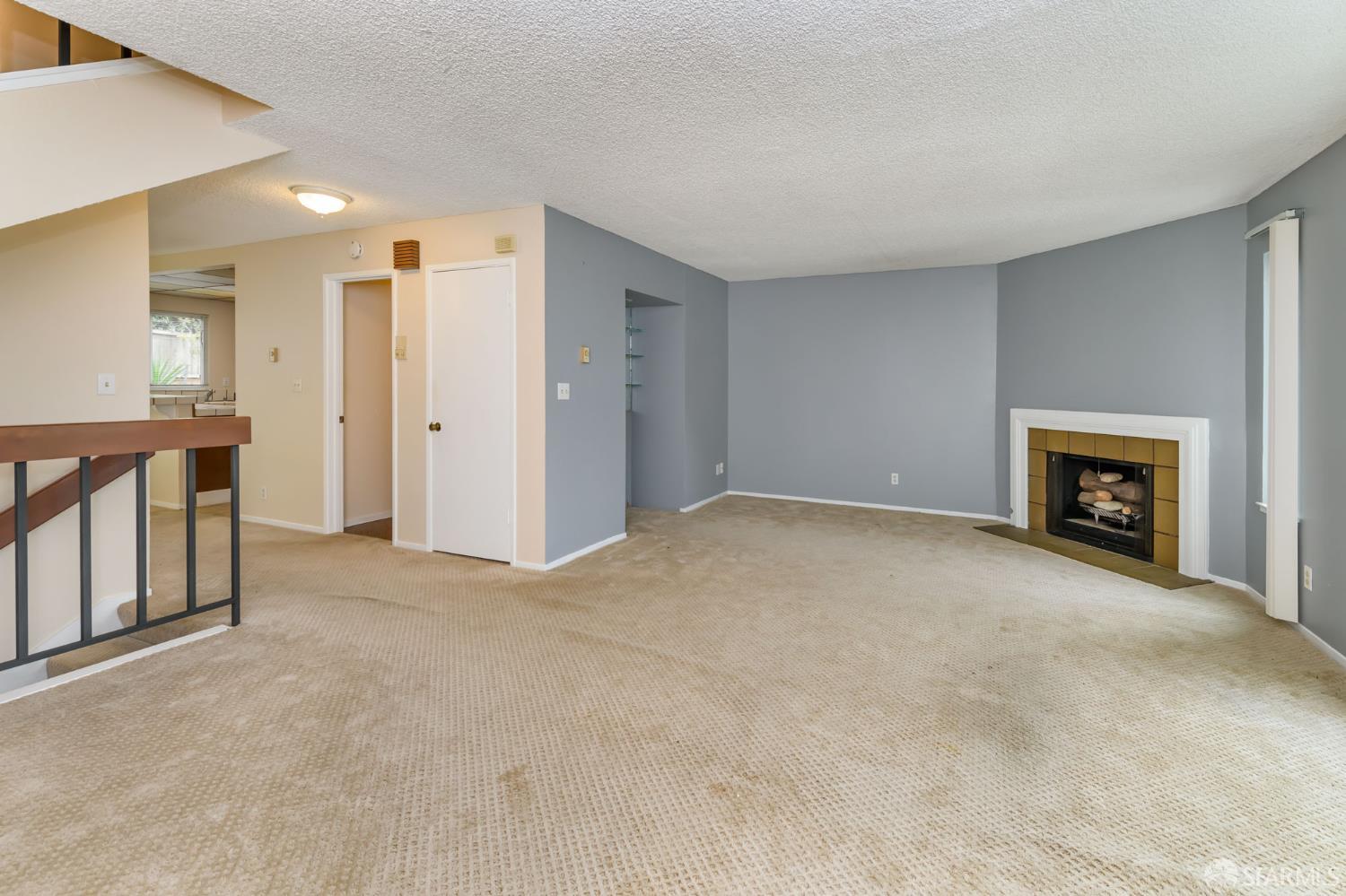 Photo #7: 425076146 Listing: Photo #7