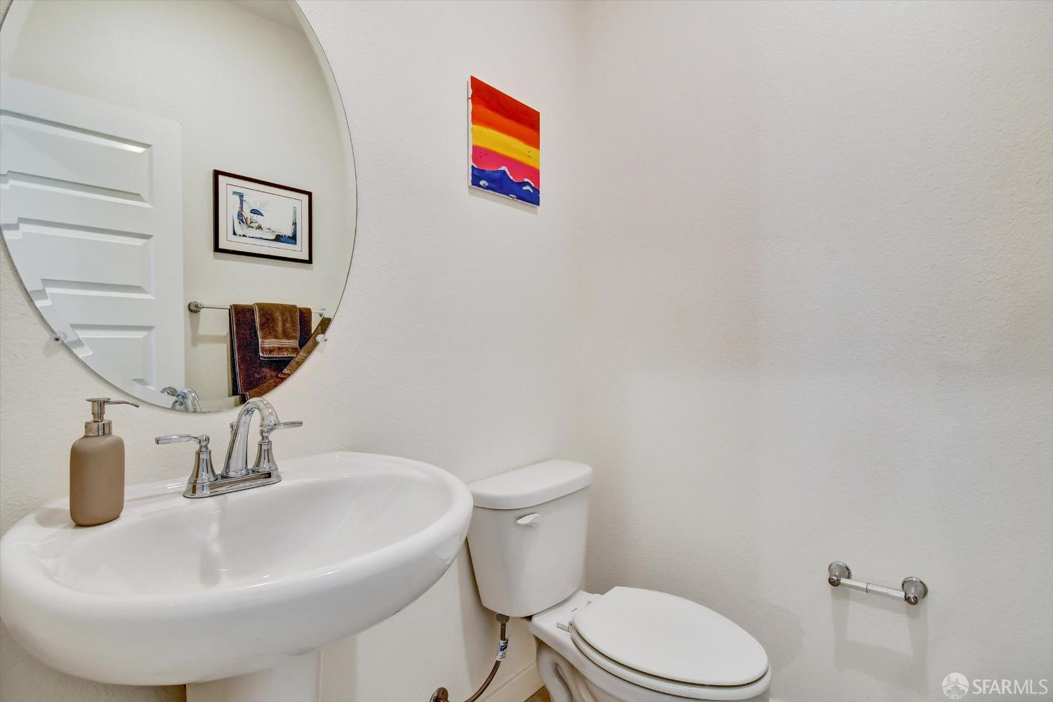 Detail Gallery Image 28 of 33 For 1778 Railway Cir, Oakland,  CA 94607 - 3 Beds | 3/1 Baths