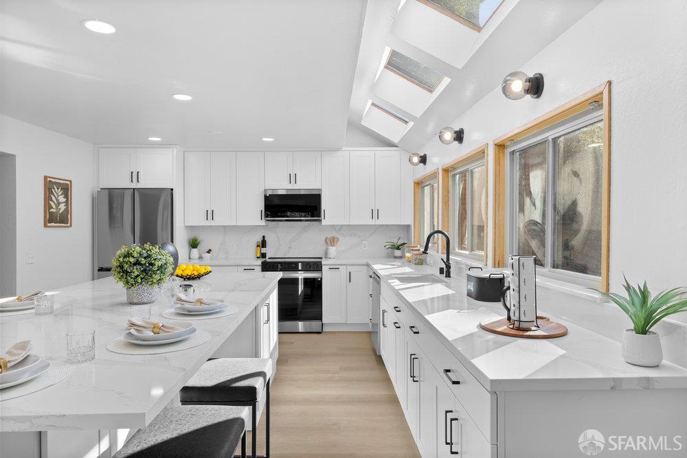 Front Image Thumbnail for SF425076573