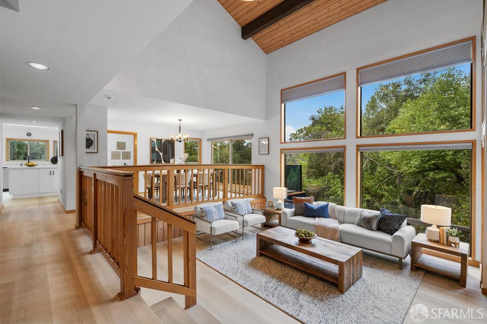 Detail Gallery Image 24 of 44 For 120 La Espiral, Orinda,  CA 94563 - 4 Beds | 3/1 Baths