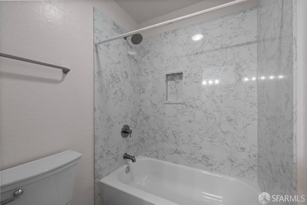 Detail Gallery Image 41 of 44 For 120 La Espiral, Orinda,  CA 94563 - 4 Beds | 3/1 Baths