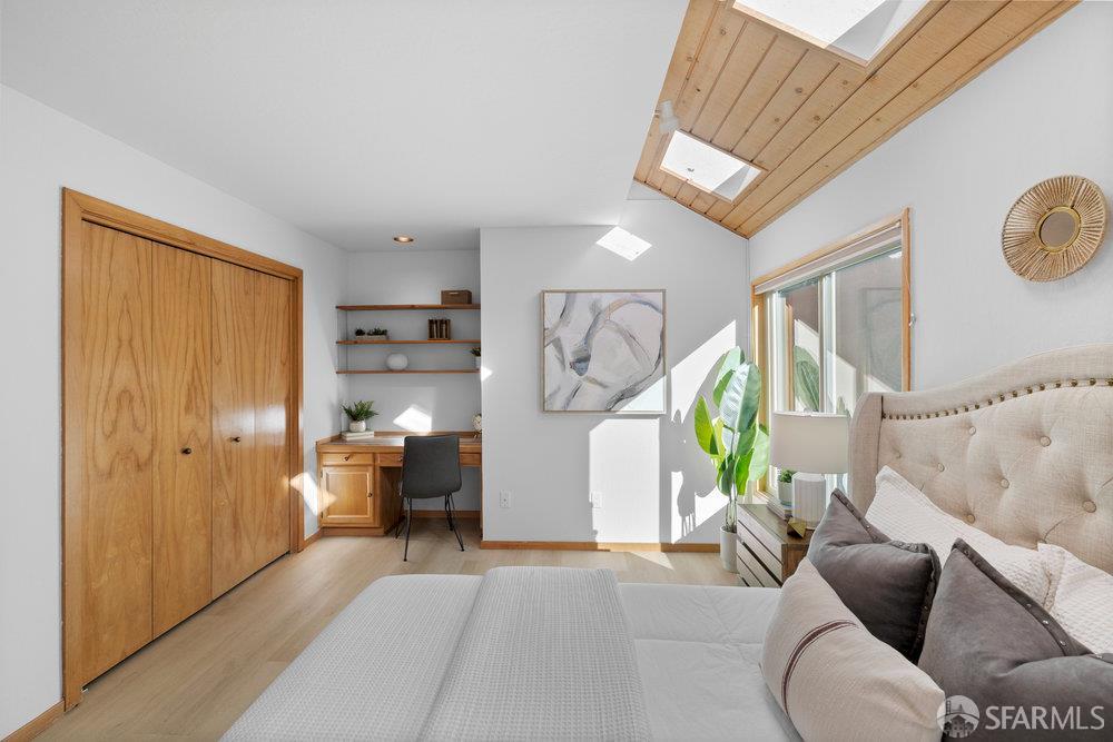 Detail Gallery Image 32 of 44 For 120 La Espiral, Orinda,  CA 94563 - 4 Beds | 3/1 Baths