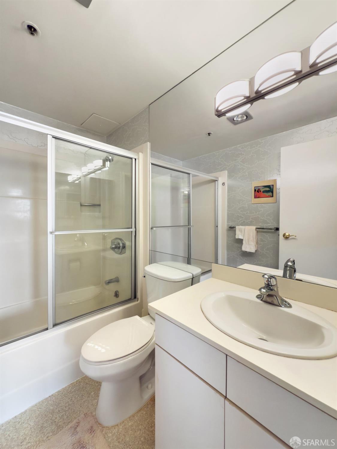 Photo #16: 425071923 Listing: Photo #16