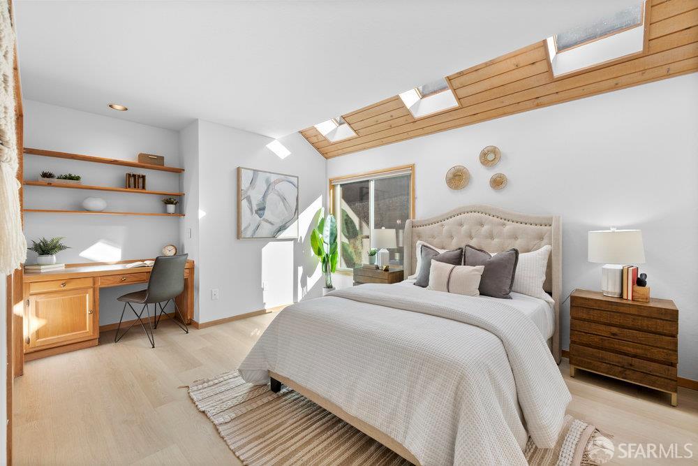 Detail Gallery Image 31 of 44 For 120 La Espiral, Orinda,  CA 94563 - 4 Beds | 3/1 Baths