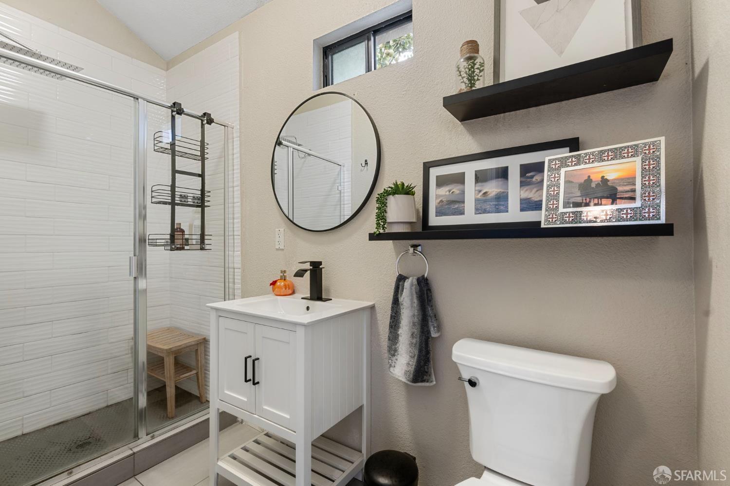 Detail Gallery Image 27 of 60 For 710 24th St, Oakland,  CA 94612 - 5 Beds | 4 Baths