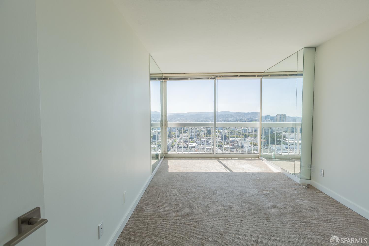 Detail Gallery Image 13 of 41 For 2200 Sacramento St #1401,  San Francisco,  CA 94115 - 2 Beds | 2 Baths