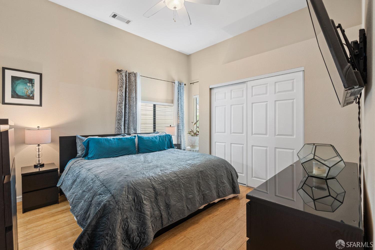 Detail Gallery Image 9 of 60 For 710 24th St, Oakland,  CA 94612 - 5 Beds | 4 Baths