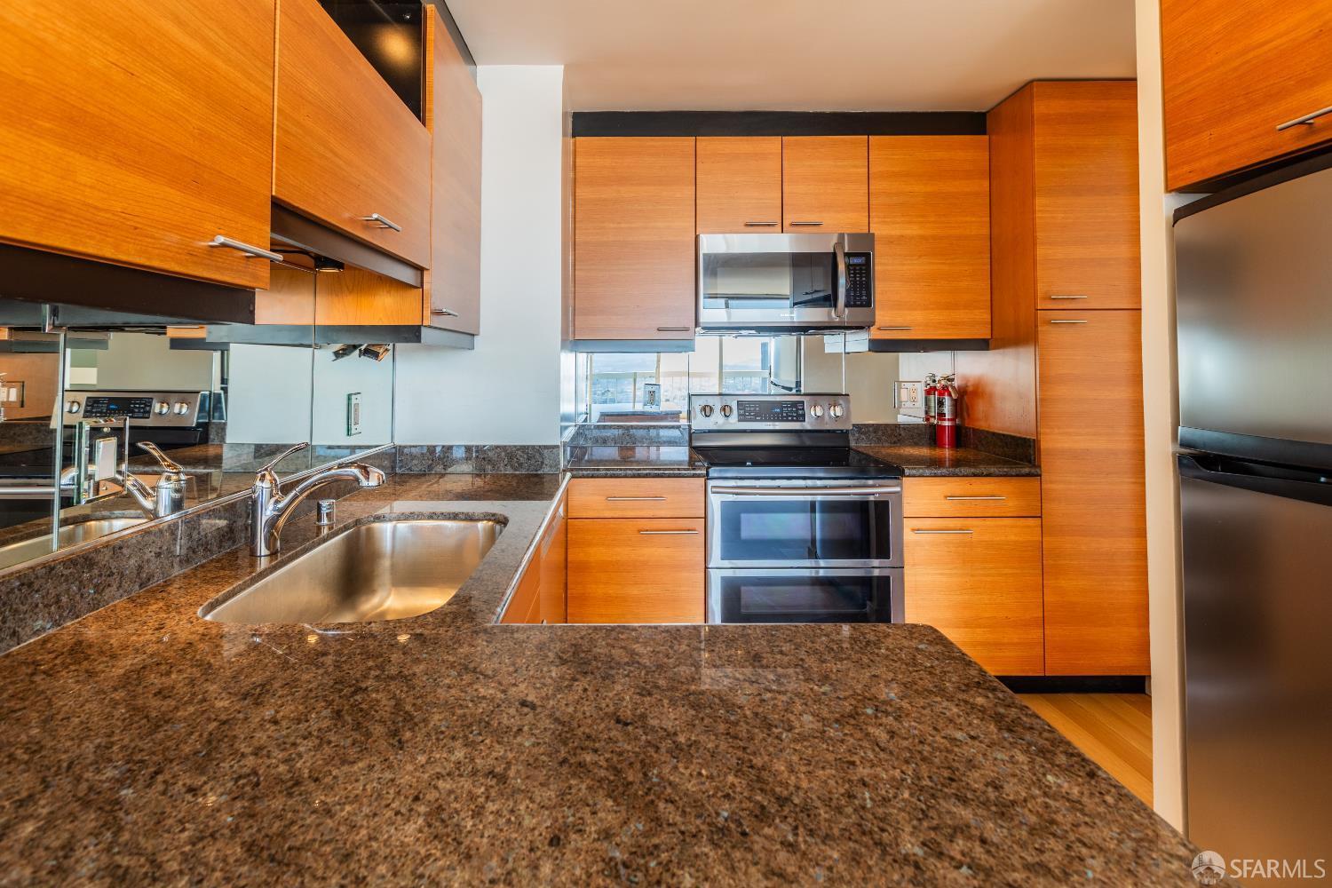 Detail Gallery Image 5 of 41 For 2200 Sacramento St #1401,  San Francisco,  CA 94115 - 2 Beds | 2 Baths