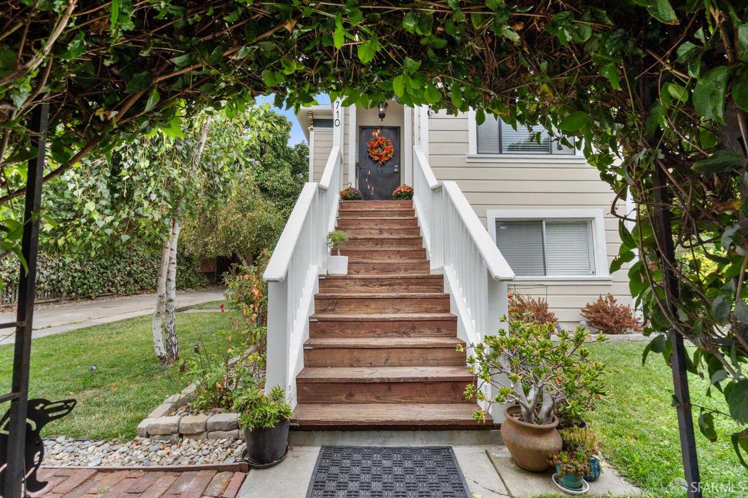 Detail Gallery Image 38 of 60 For 710 24th St, Oakland,  CA 94612 - 5 Beds | 4 Baths