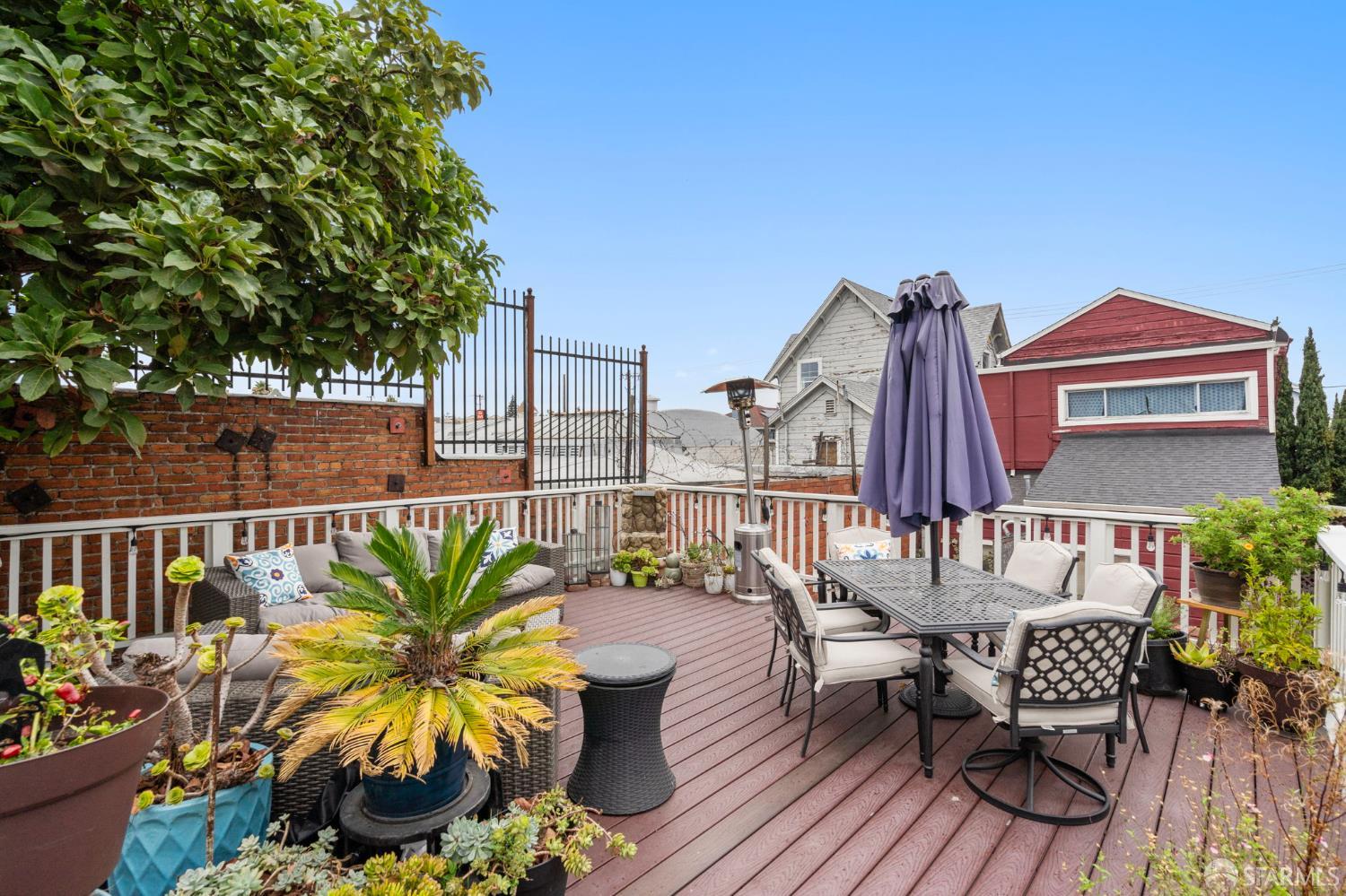 Detail Gallery Image 32 of 60 For 710 24th St, Oakland,  CA 94612 - 5 Beds | 4 Baths