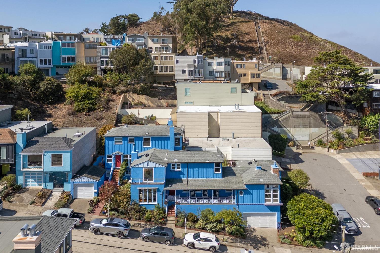 Detail Gallery Image 5 of 91 For 1701 Funston Ave #1703,  San Francisco,  CA 94122 - 4 Beds | 5/1 Baths