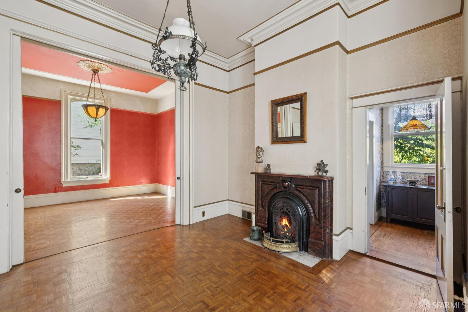 Detail Gallery Image 30 of 85 For 22 Beaver St, San Francisco,  CA 94114 - 5 Beds | 4 Baths