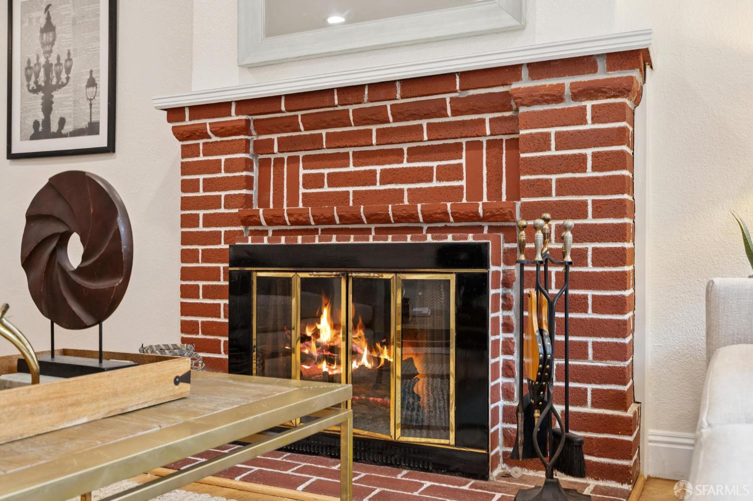 Detail Gallery Image 4 of 42 For 327 Ulloa St, San Francisco,  CA 94127 - 4 Beds | 3 Baths