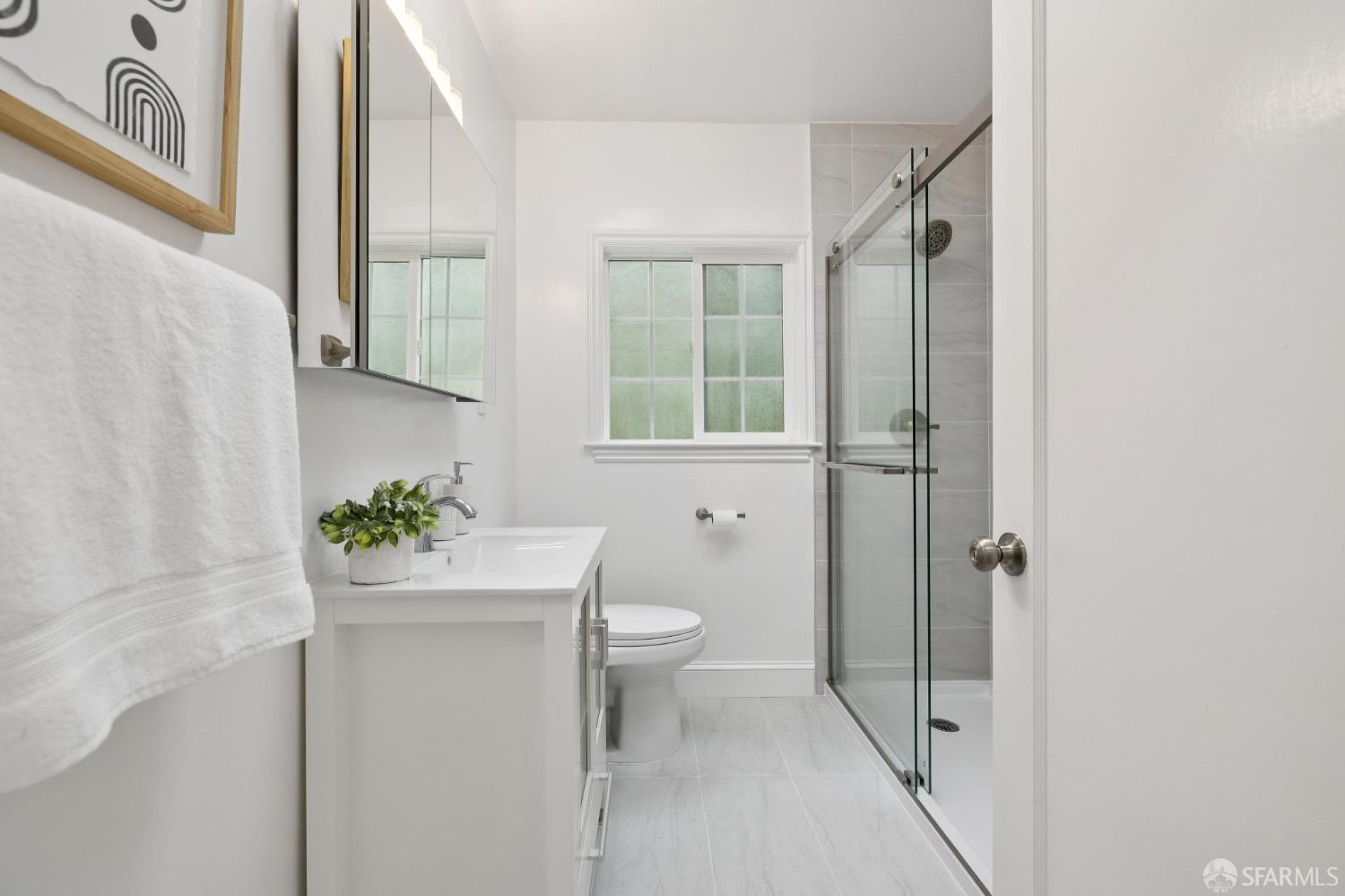 Detail Gallery Image 14 of 42 For 327 Ulloa St, San Francisco,  CA 94127 - 4 Beds | 3 Baths