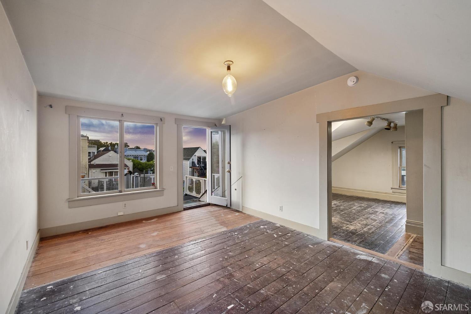 Detail Gallery Image 64 of 85 For 22 Beaver St, San Francisco,  CA 94114 - 5 Beds | 4 Baths