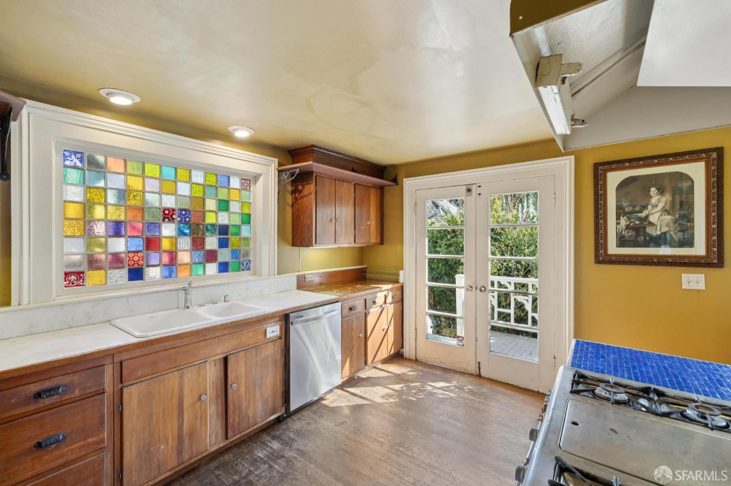 Detail Gallery Image 38 of 85 For 22 Beaver St, San Francisco,  CA 94114 - 5 Beds | 4 Baths