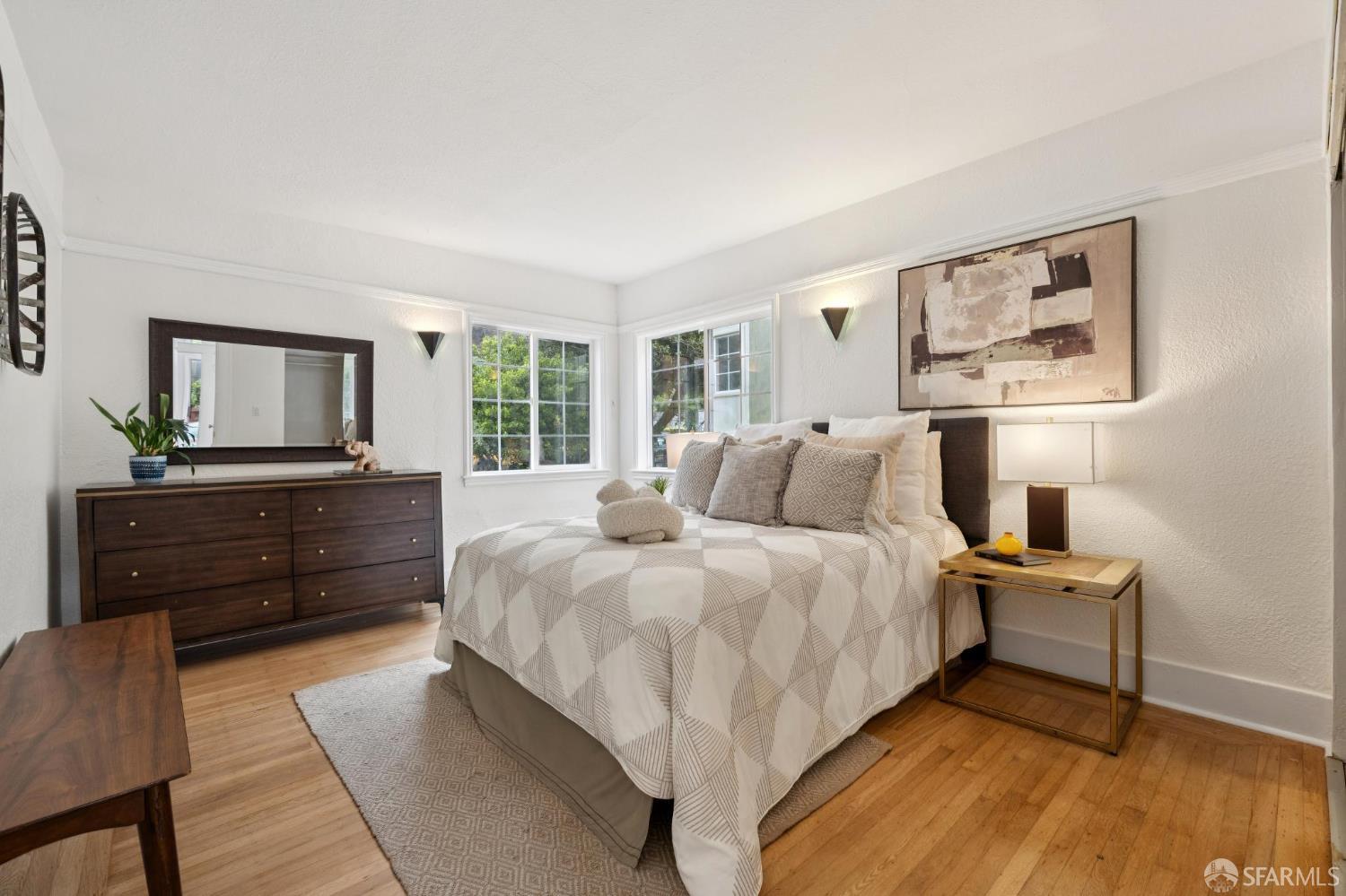 Detail Gallery Image 12 of 42 For 327 Ulloa St, San Francisco,  CA 94127 - 4 Beds | 3 Baths