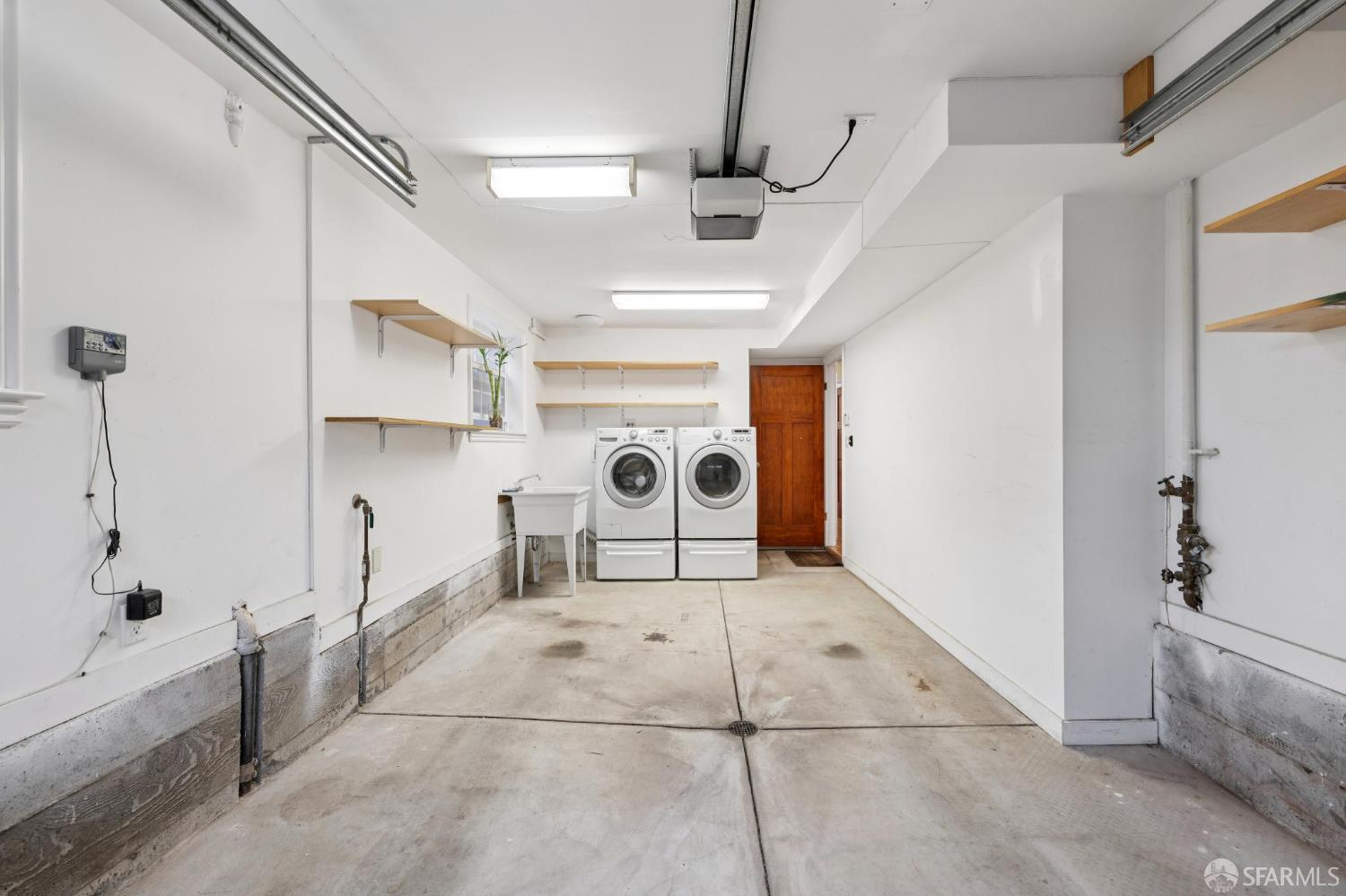 Detail Gallery Image 34 of 42 For 327 Ulloa St, San Francisco,  CA 94127 - 4 Beds | 3 Baths