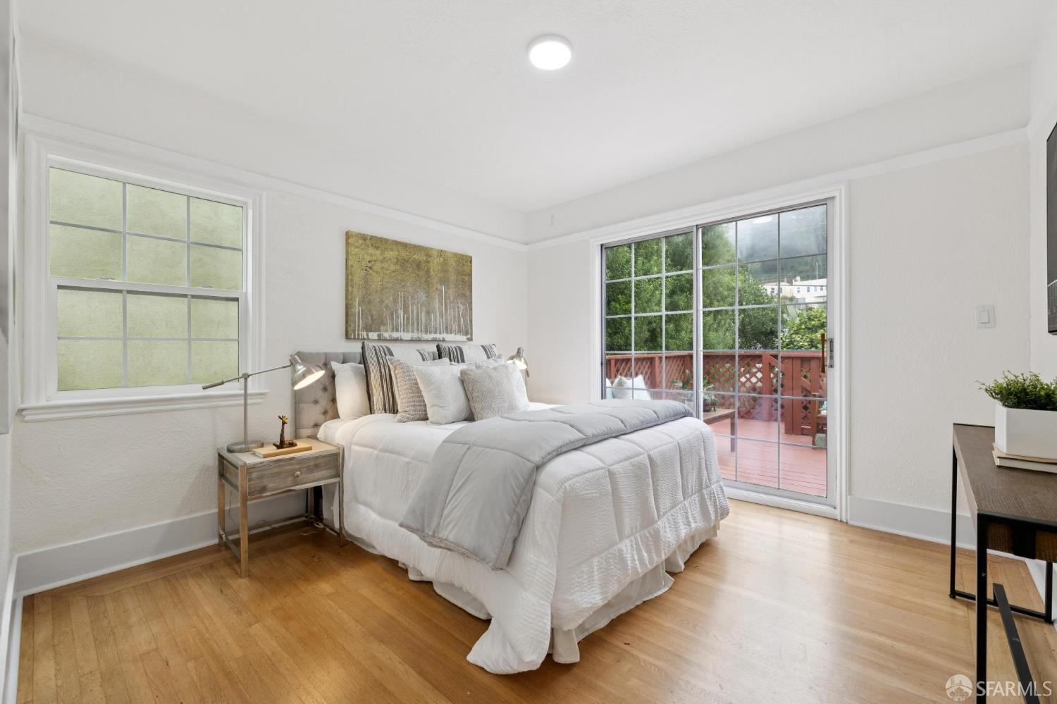 Detail Gallery Image 10 of 42 For 327 Ulloa St, San Francisco,  CA 94127 - 4 Beds | 3 Baths