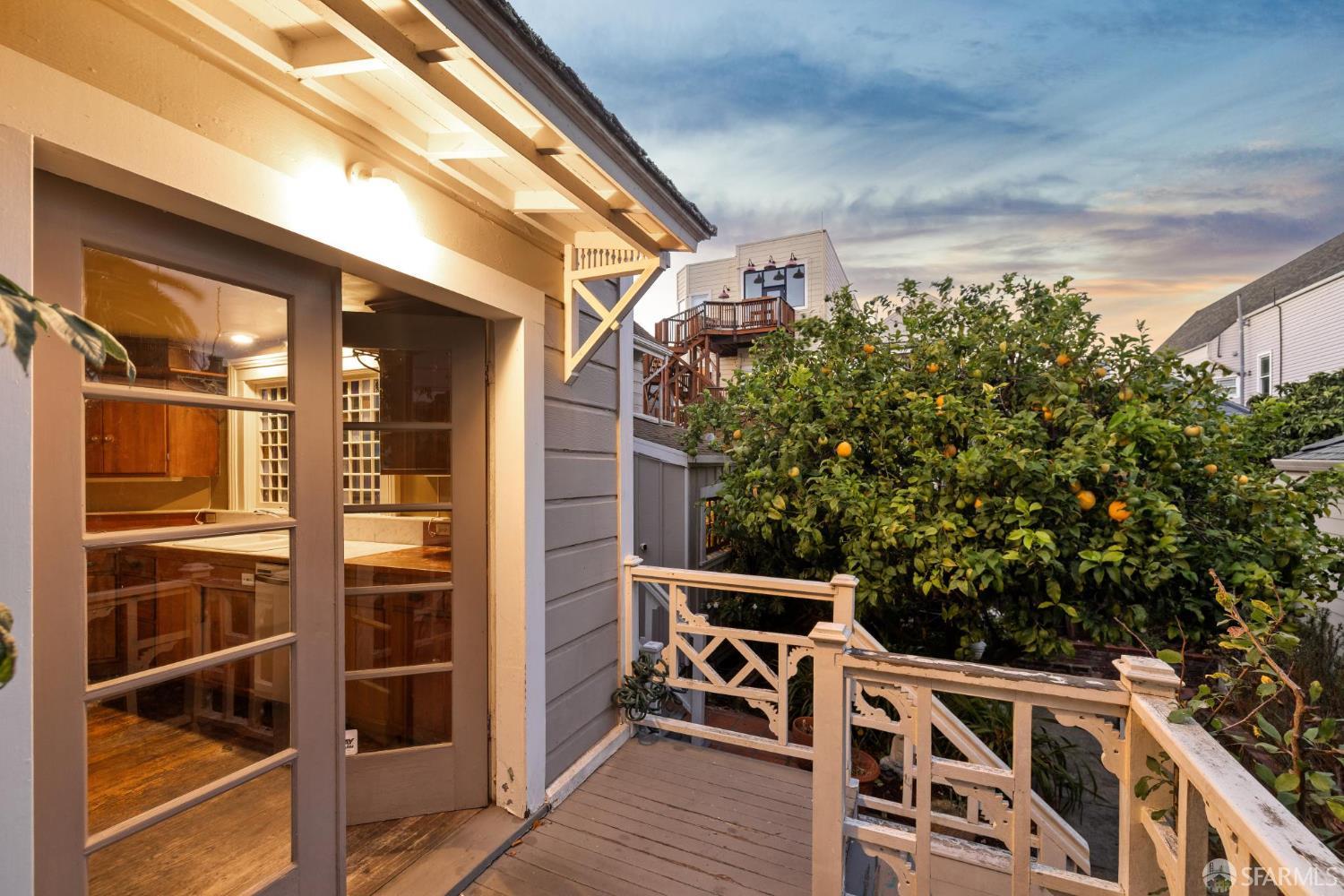 Detail Gallery Image 39 of 85 For 22 Beaver St, San Francisco,  CA 94114 - 5 Beds | 4 Baths