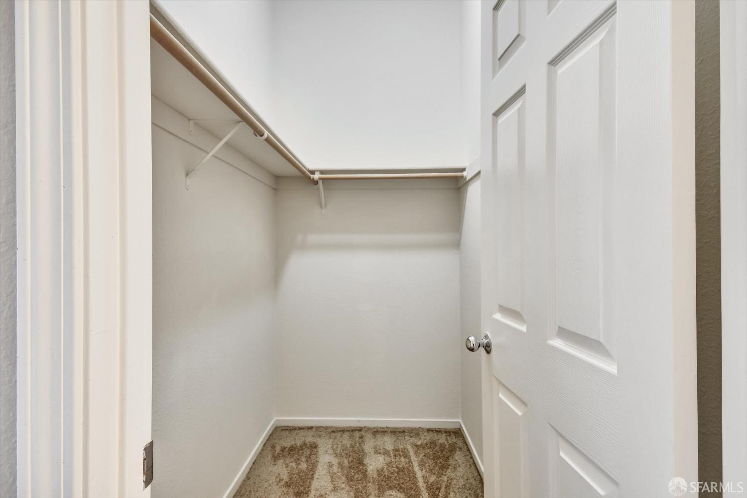 Photo #24: 425077533 Listing: Photo #24