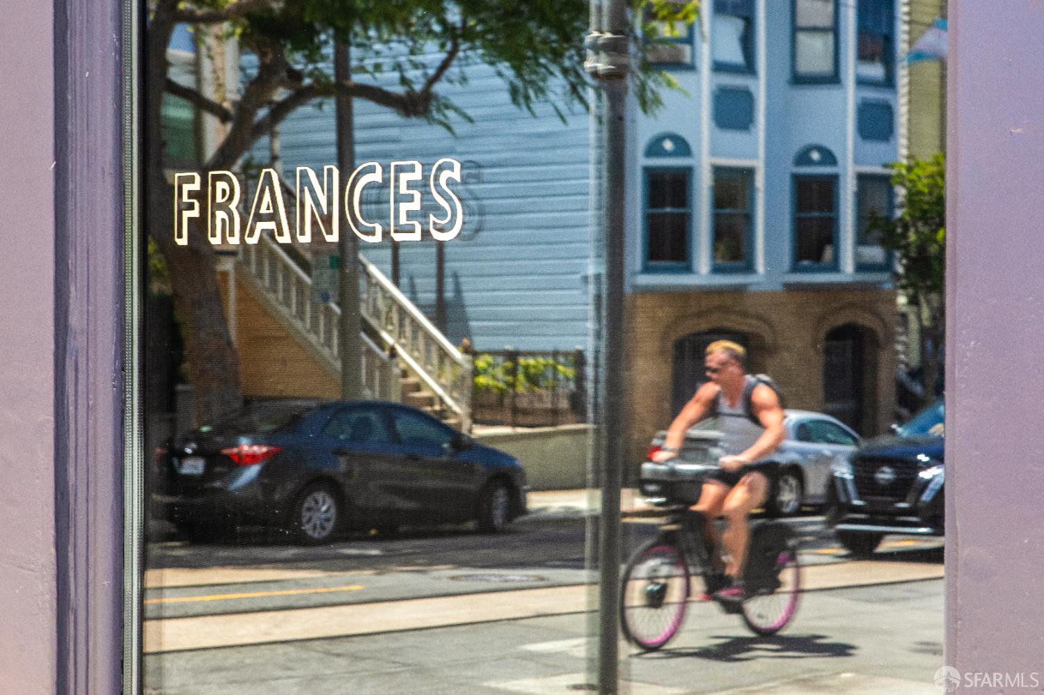 Detail Gallery Image 74 of 85 For 22 Beaver St, San Francisco,  CA 94114 - 5 Beds | 4 Baths