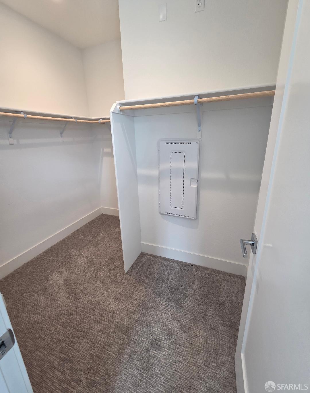 Detail Gallery Image 10 of 20 For 591 Pilgrim Dr, Foster City,  CA 94404 - 3 Beds | 2/1 Baths