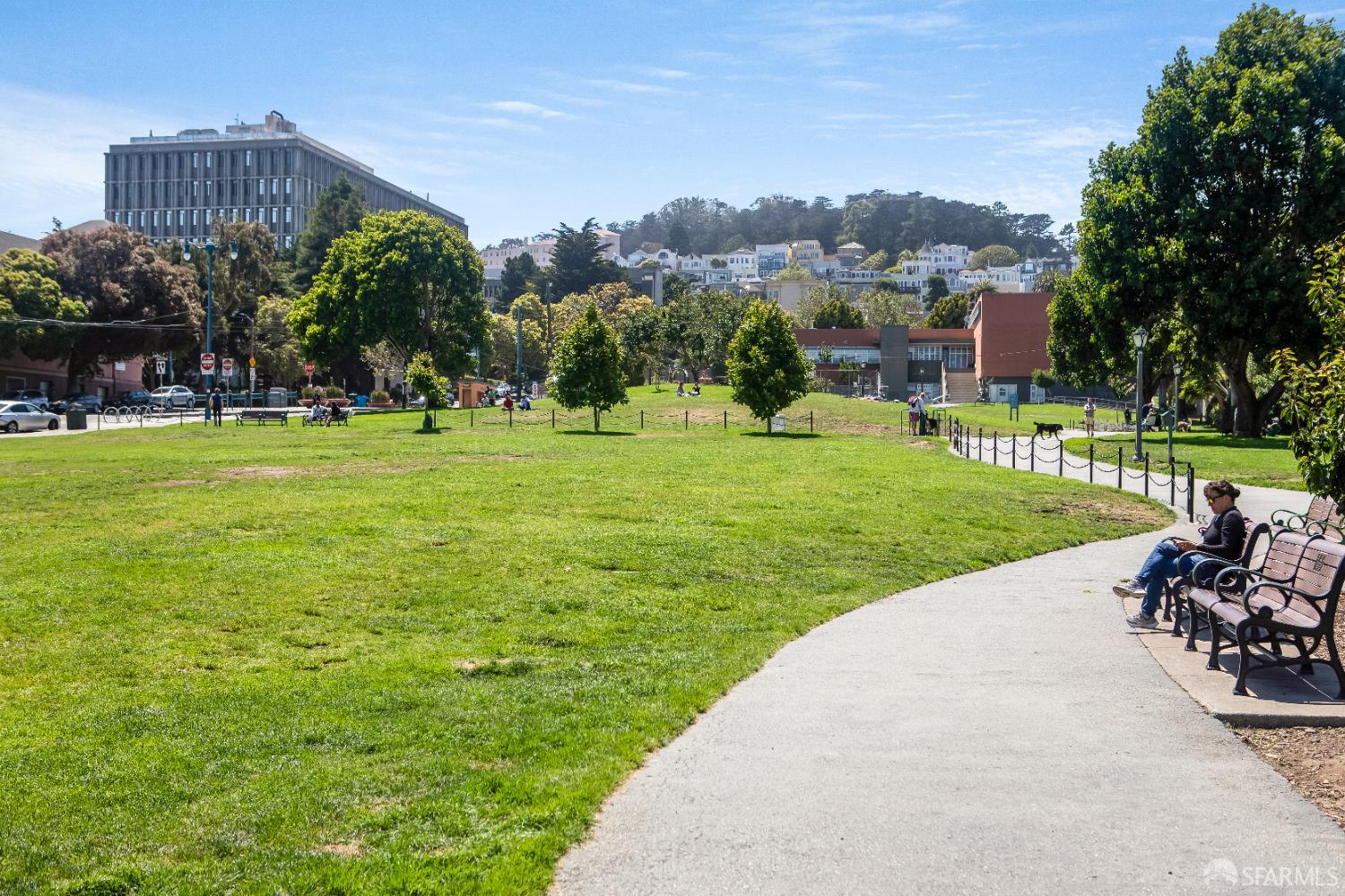 Detail Gallery Image 75 of 85 For 22 Beaver St, San Francisco,  CA 94114 - 5 Beds | 4 Baths