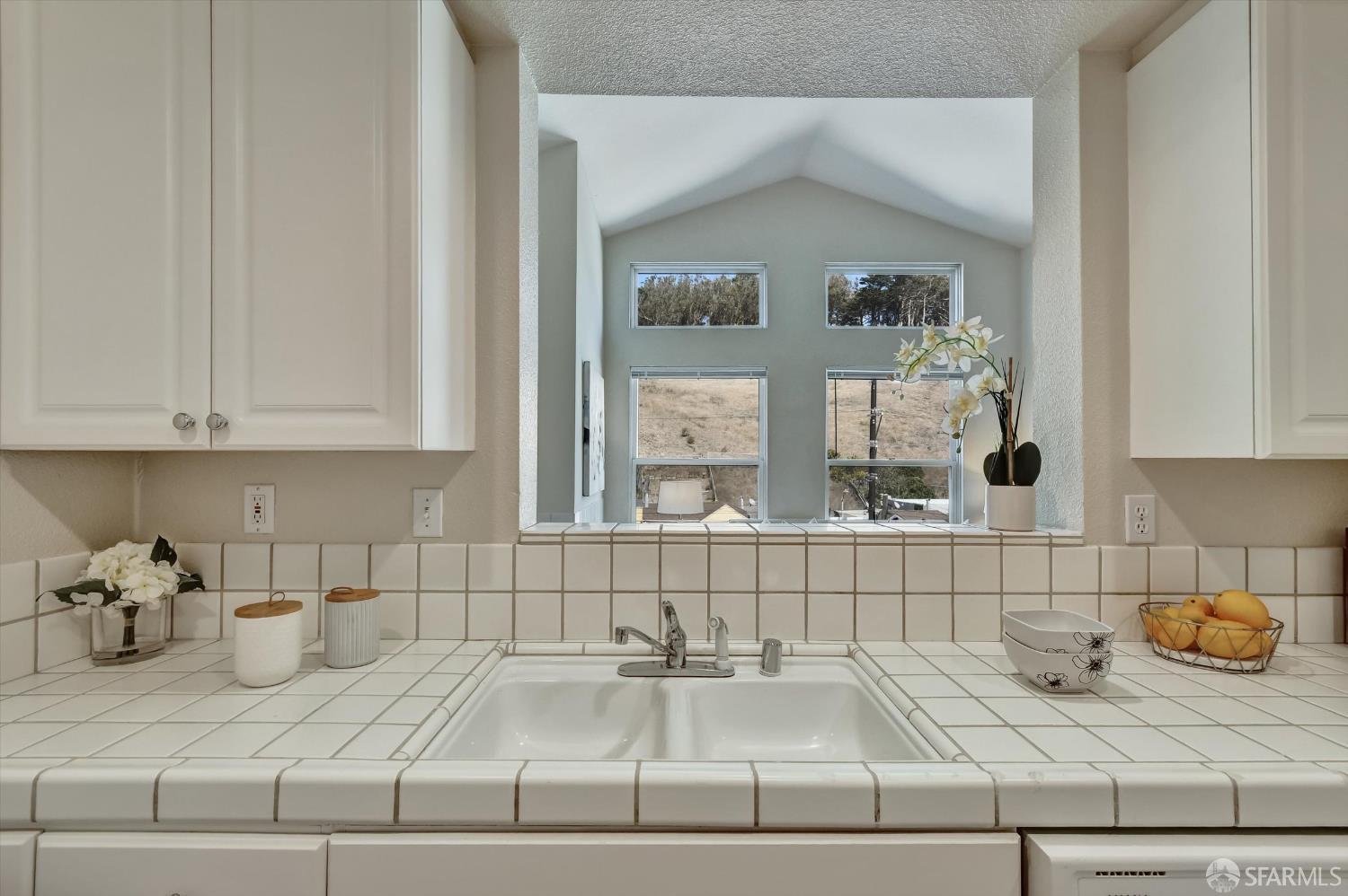 Photo #18: 425077533 Listing: Photo #18