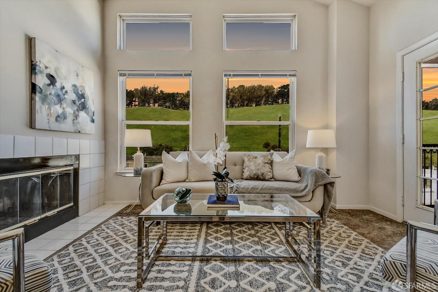MLS: 425077533 Condo For Sale