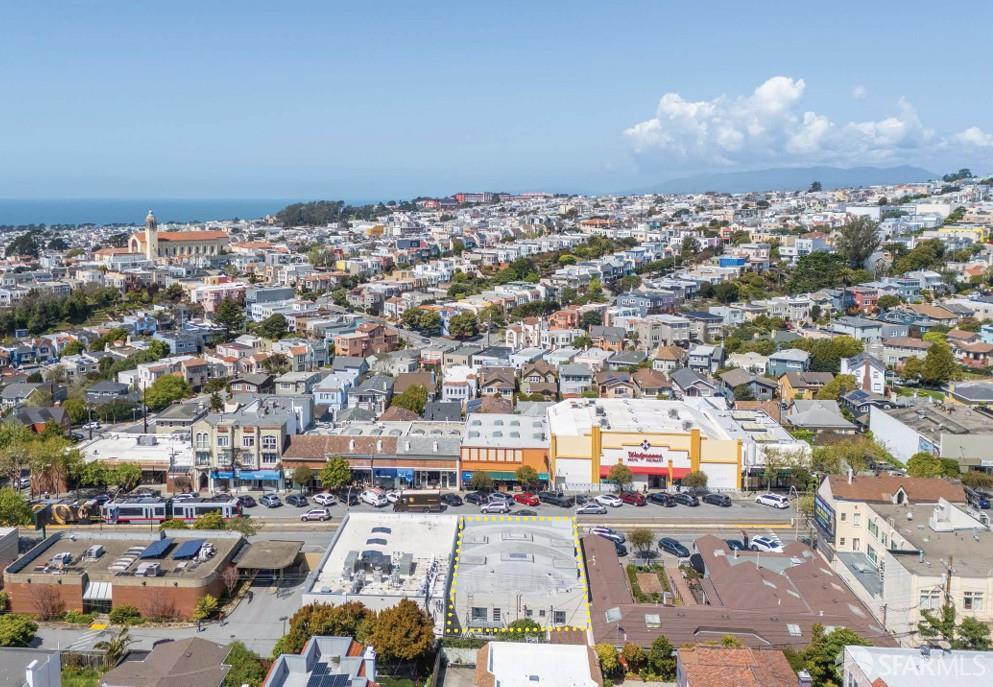 Detail Gallery Image 5 of 8 For 231 West Portal Ave, San Francisco,  CA 94127 - – Beds | – Baths