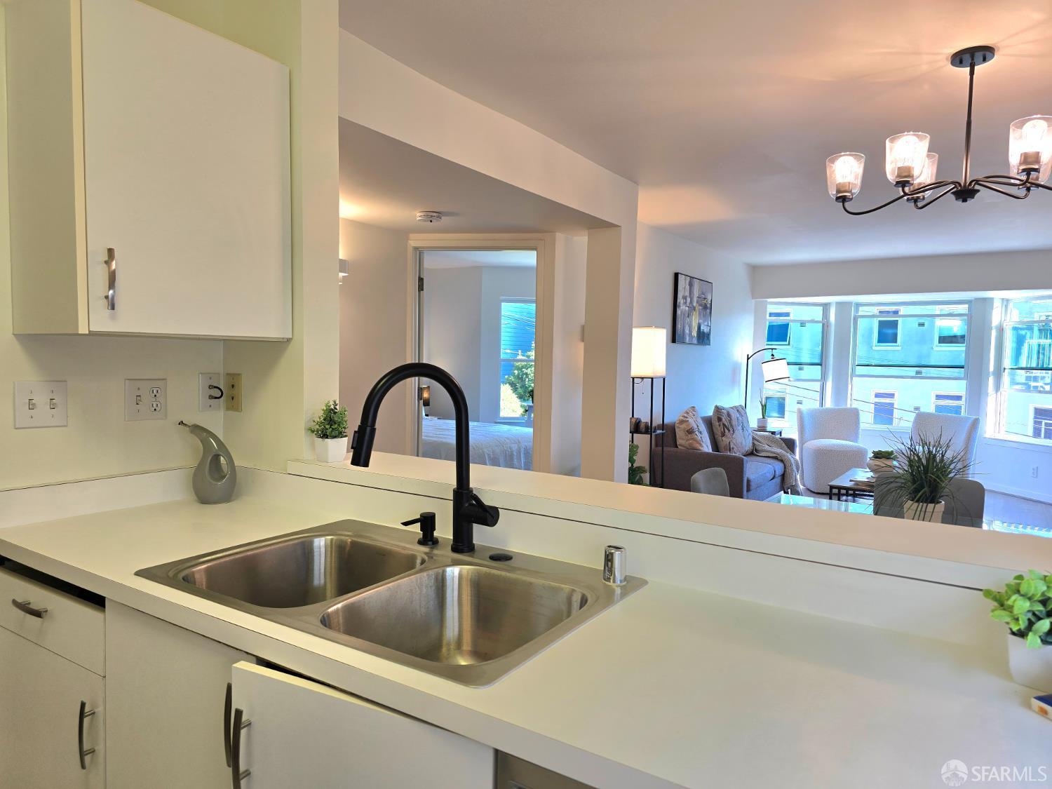 Photo #19: 425077447 Listing: Photo #19