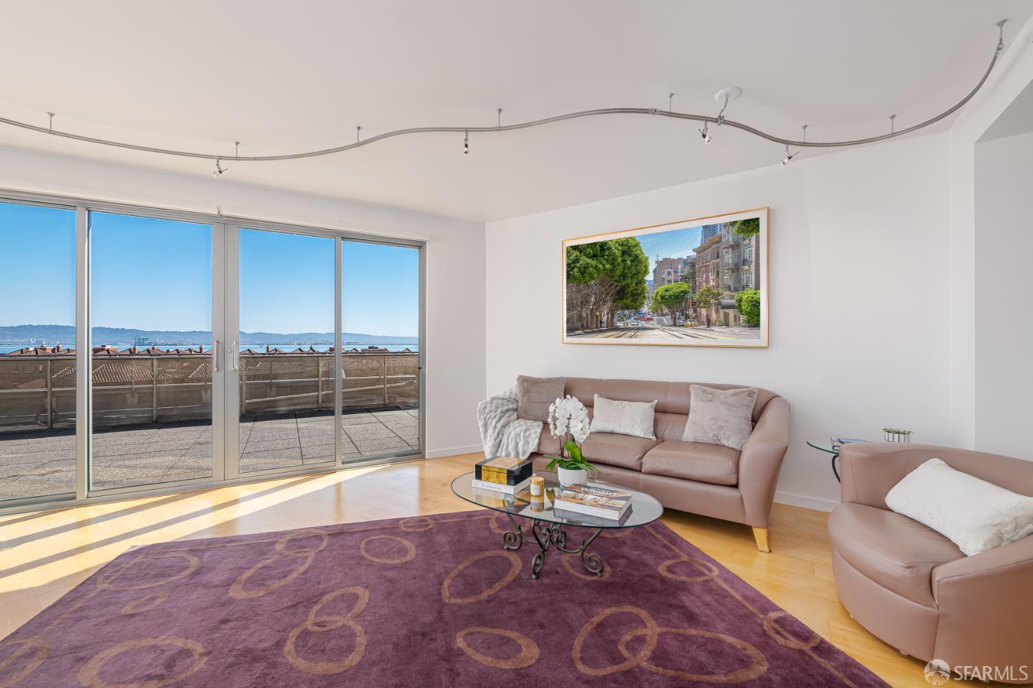 Detail Gallery Image 9 of 39 For 219 Brannan St 5g,  San Francisco,  CA 94107 - 2 Beds | 2 Baths